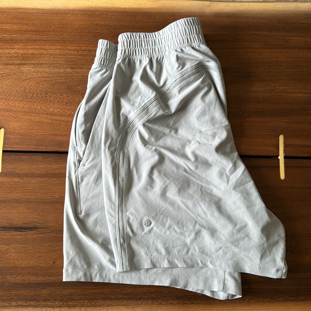 Men’s Lululemon shorts
